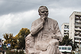 Памятник  К. А. Федину
